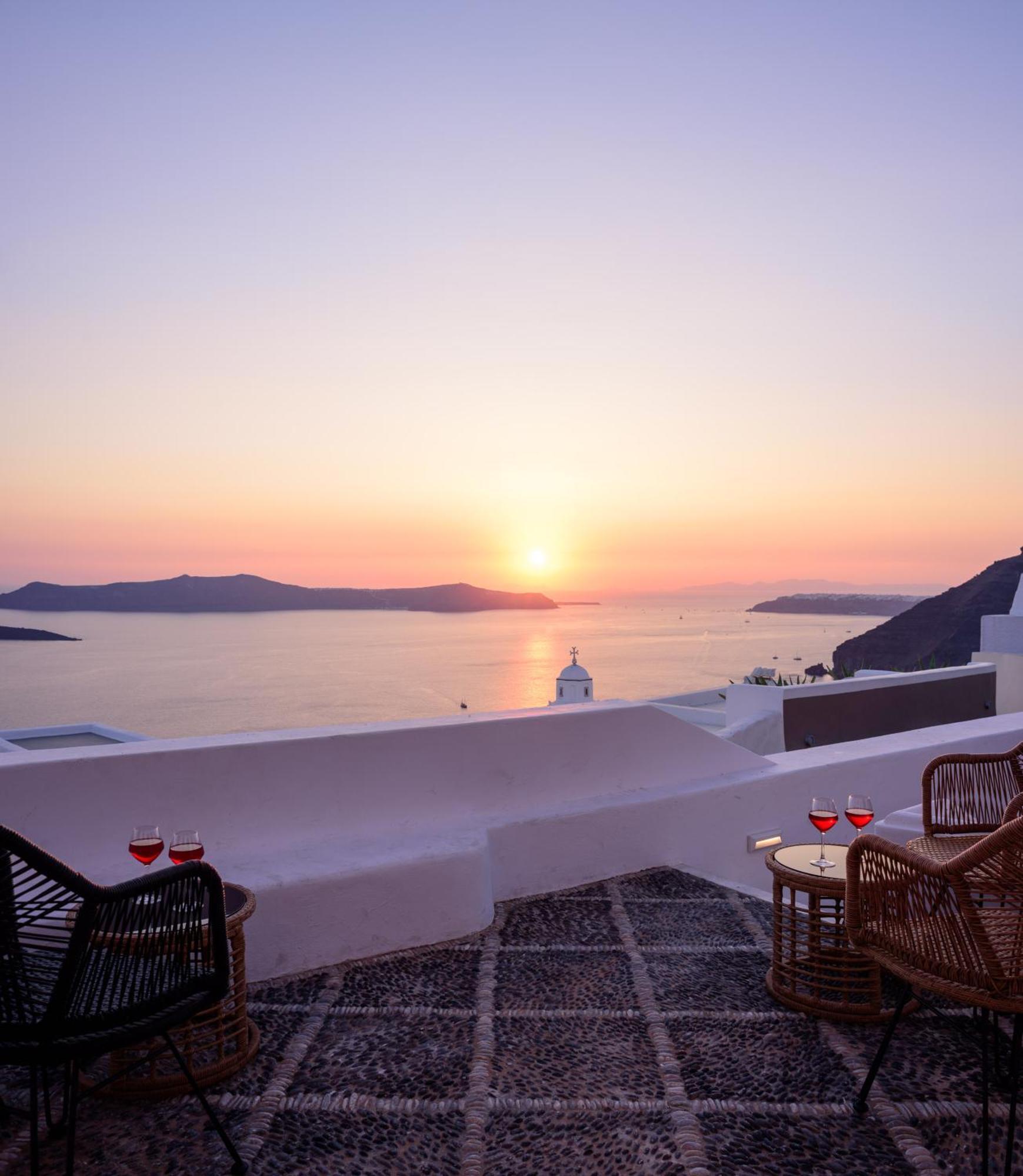 Anemos Family Suites Fira  Ngoại thất bức ảnh