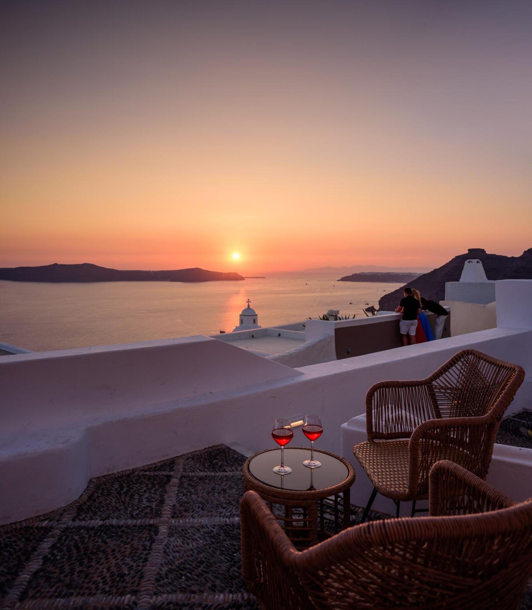 Anemos Family Suites Fira  Ngoại thất bức ảnh