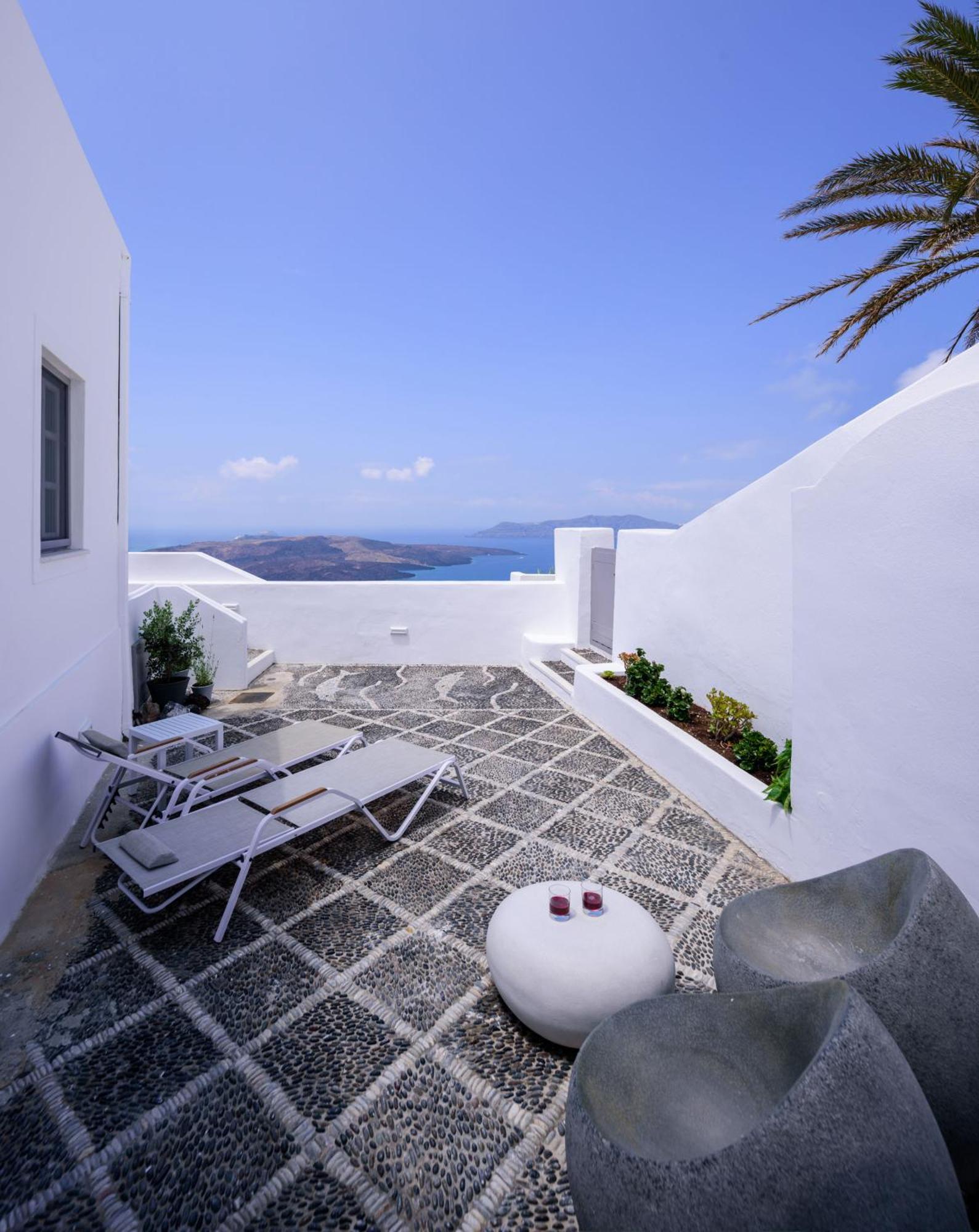 Anemos Family Suites Fira  Ngoại thất bức ảnh