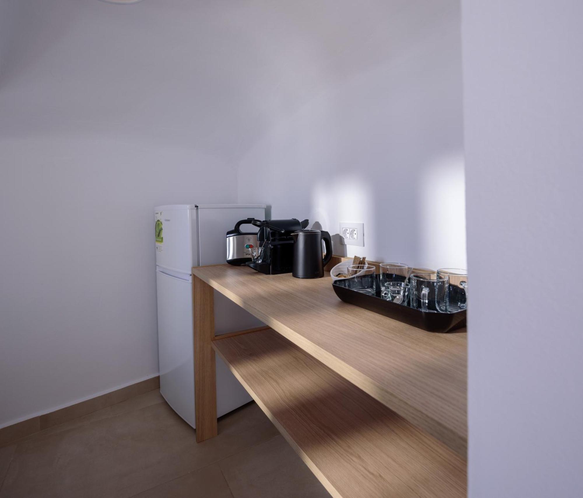Anemos Family Suites Fira  Ngoại thất bức ảnh
