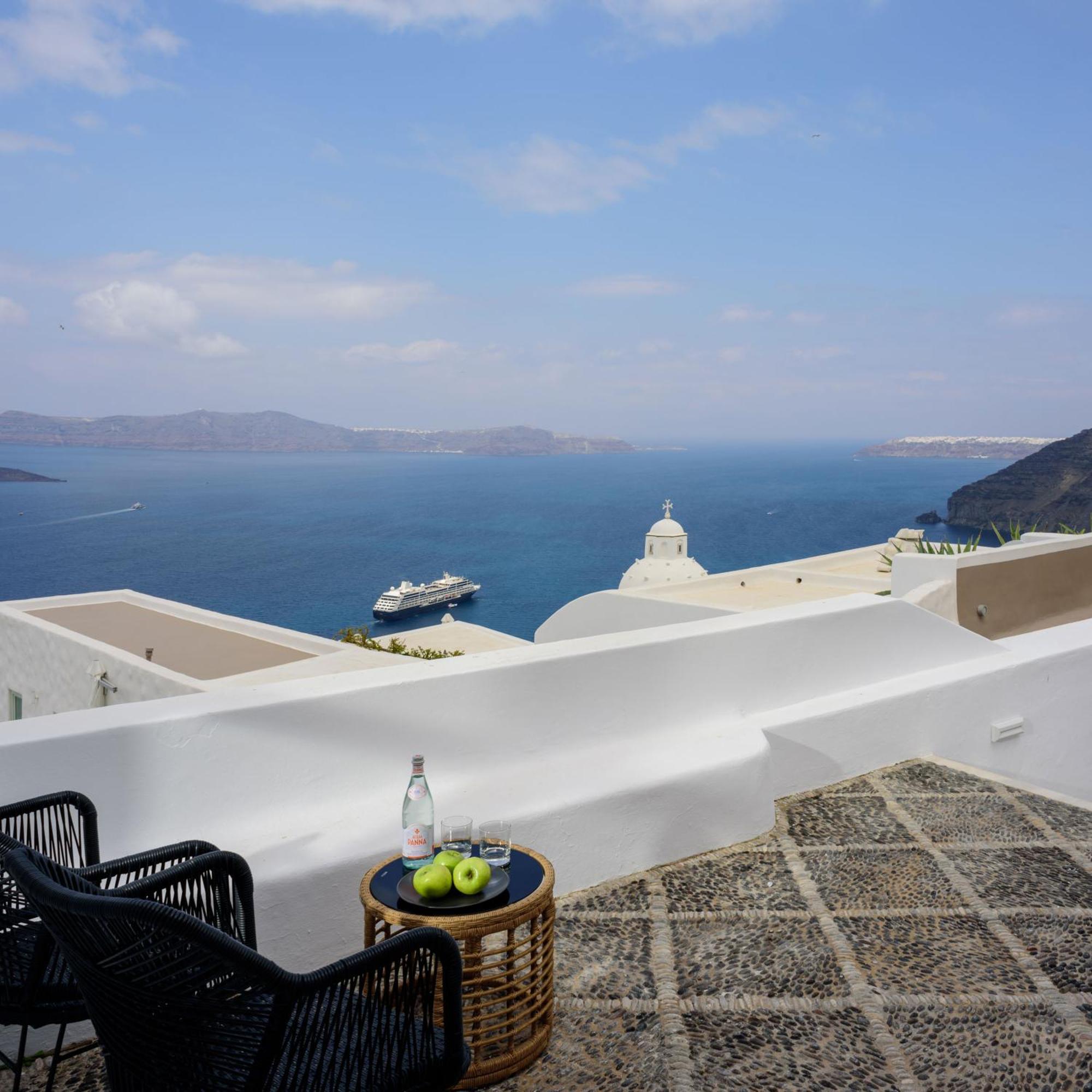 Anemos Family Suites Fira  Ngoại thất bức ảnh